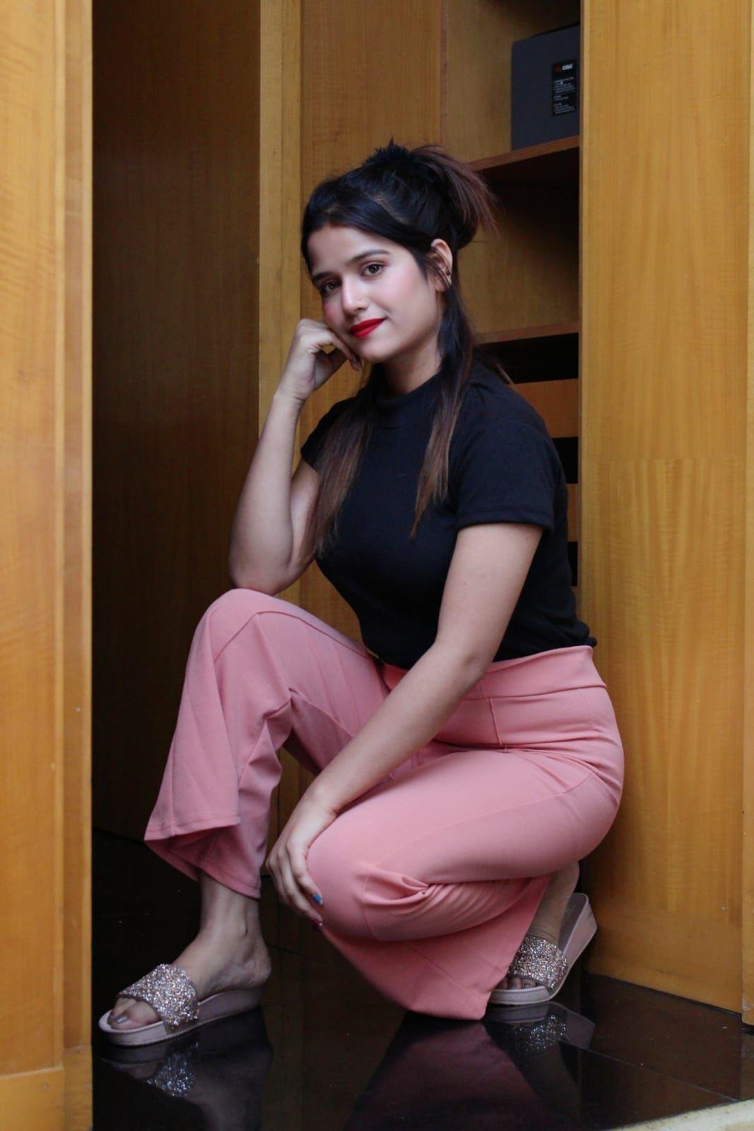 call girl Defence Colony